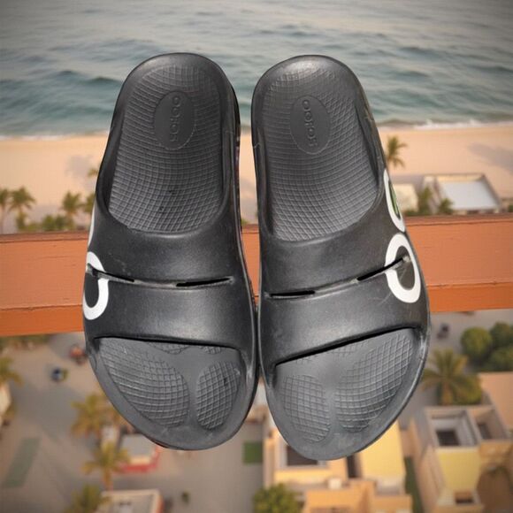 Adult Unisex Oofos OOLALA Matte Black Recovery Sandals Size W 11 M 9 - Picture 3 of 6